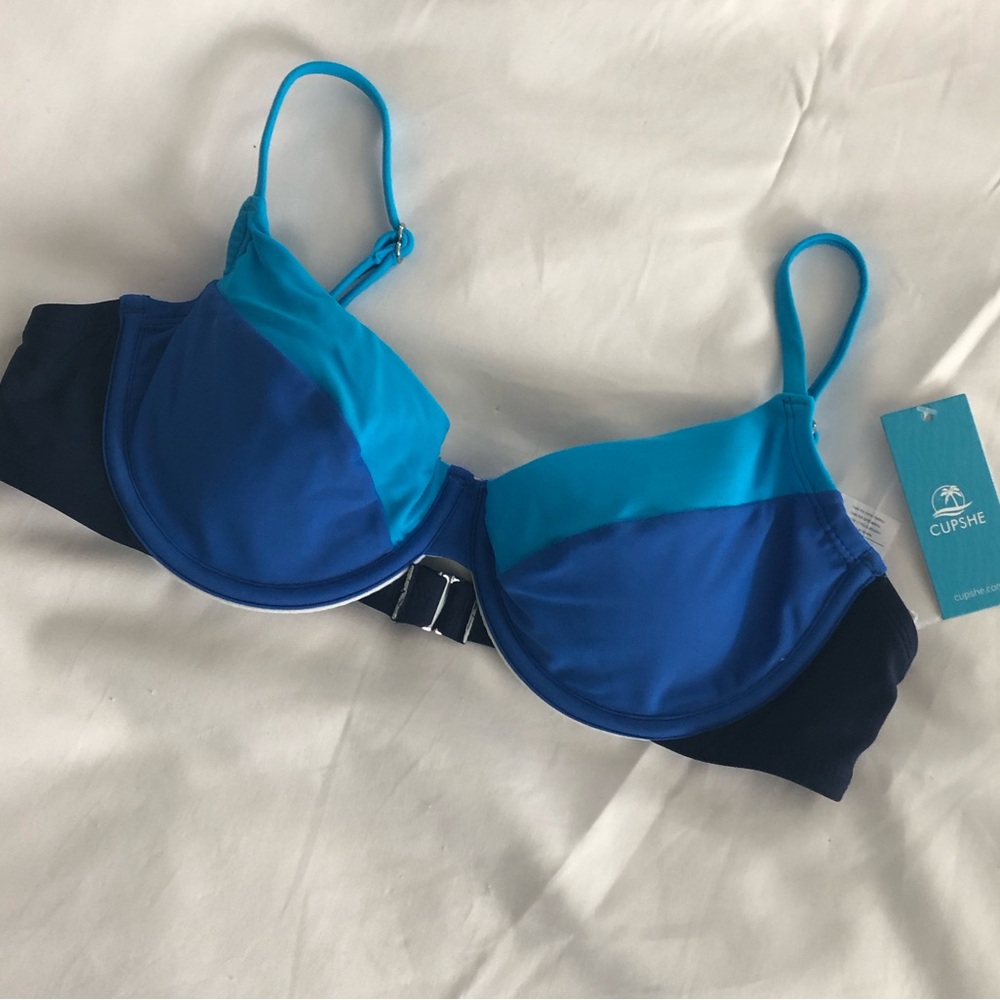 CUPSHE Navy Aqua Underwire Bikini Top Large